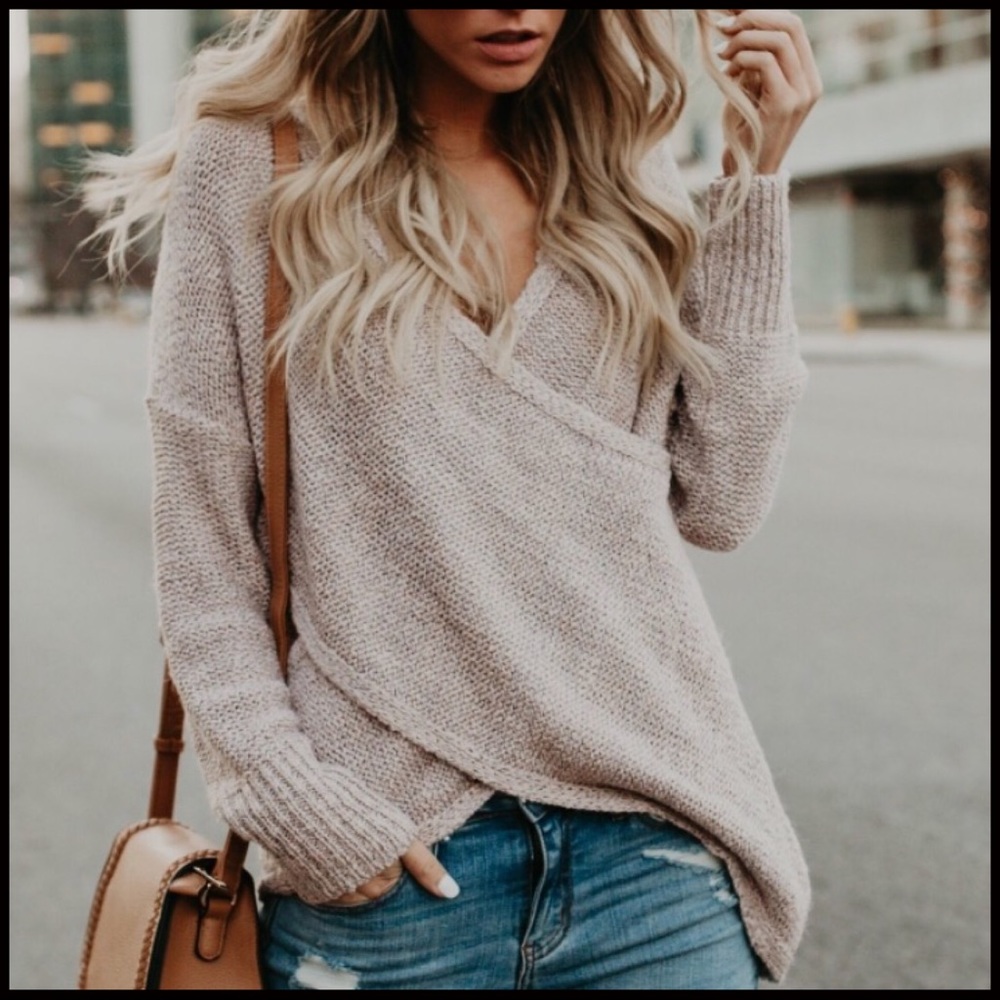 Cross-Over Sweater - Picture 2 of 8